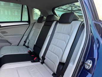 Volkswagen Tiguan 2.0 TDI BlueMotion Tech SE Navigation DSG 4Motion Euro 6 (s/s) 5