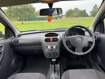 Vauxhall Corsa 1.4i 16v Design 5dr (a/c)