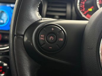 MINI Hatch 1.5 Cooper Steptronic Euro 6 (s/s) 3dr