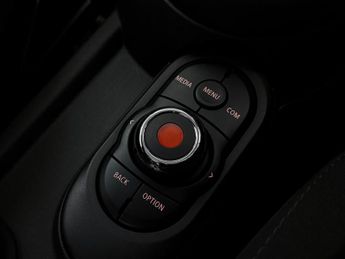 MINI Hatch 1.5 Cooper Steptronic Euro 6 (s/s) 3dr