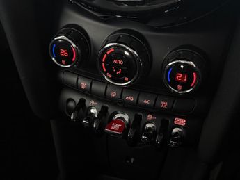 MINI Hatch 1.5 Cooper Steptronic Euro 6 (s/s) 3dr