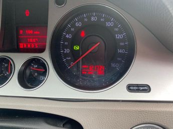 Volkswagen Passat 2.0 TDI SE DSG Euro 4 4dr