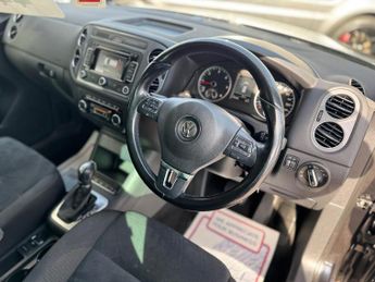 Volkswagen Tiguan 2.0 TDI BlueMotion Tech Match DSG 4WD Euro 5 (s/s) 5dr