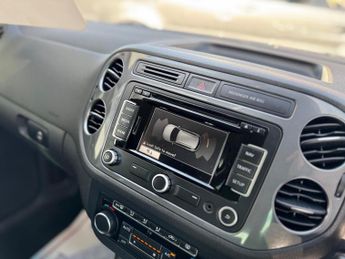 Volkswagen Tiguan 2.0 TDI BlueMotion Tech Match DSG 4WD Euro 5 (s/s) 5dr