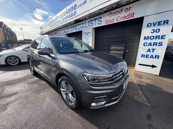 Volkswagen Tiguan 2.0 TDI BlueMotion Tech SEL DSG Euro 6 (s/s) 5dr