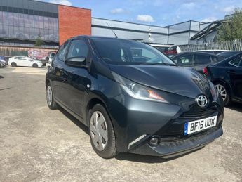 Toyota AYGO 1.0 VVT-i x-play Euro 5 5dr Euro 5