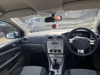 Ford Focus 1.6 Zetec 5dr