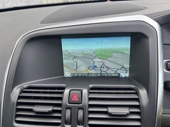 Volvo XC60 2.4 D4 R-Design Lux Nav Geartronic AWD Euro 5 5dr