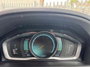 Volvo XC60 2.4 D4 R-Design Lux Nav Geartronic AWD Euro 5 5dr