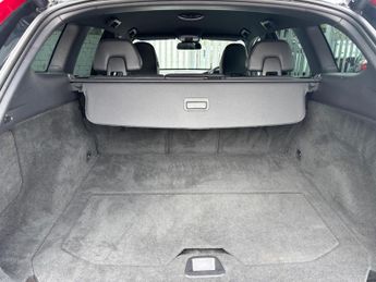 Volvo XC60 2.4 D4 R-Design Lux Nav Geartronic AWD Euro 5 5dr