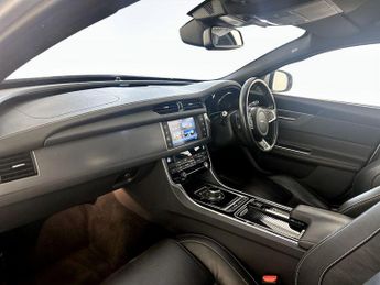 Jaguar XF 2.0d R-Sport Auto AWD Euro 6 (s/s) 4dr
