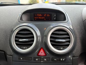 Vauxhall Corsa 1.4 16V SE Auto Euro 5 5dr