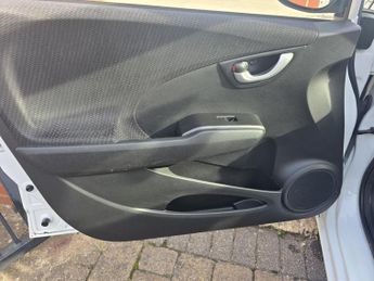 Honda Jazz 1.4 i-VTEC ES Plus CVT Euro 5 5dr