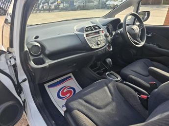 Honda Jazz 1.4 i-VTEC ES Plus CVT Euro 5 5dr