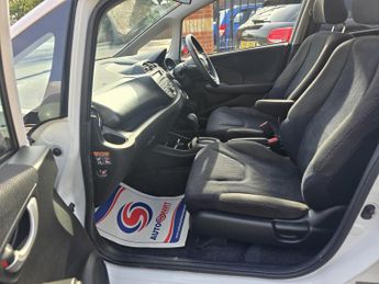 Honda Jazz 1.4 i-VTEC ES Plus CVT Euro 5 5dr