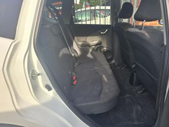 Honda Jazz 1.4 i-VTEC ES Plus CVT Euro 5 5dr