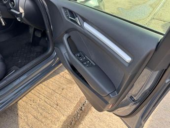 Audi A3 1.5 TFSI CoD SE Technik Sportback S Tronic Euro 6 (s/s) 5dr