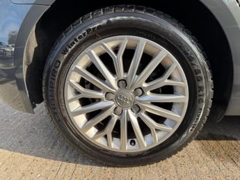 Audi A3 1.5 TFSI CoD SE Technik Sportback S Tronic Euro 6 (s/s) 5dr