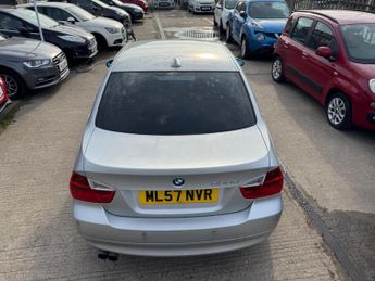 BMW 3 Series 3.0 330d SE Auto Euro 4 4dr