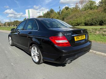 Mercedes-Benz C Class 2.1 C220 CDI BlueEfficiency AMG Sport G-Tronic+ Euro 5 (s/s) 4dr