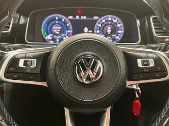 Volkswagen Golf 1.4 TSI 8.7kWh GTE Advance DSG Euro 6 (s/s) 5dr