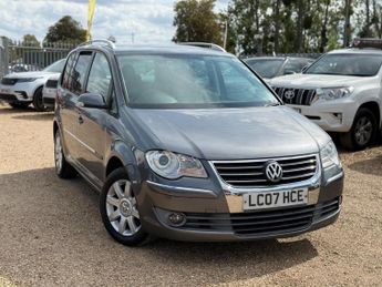 Volkswagen Touran 2.0 TDI Sport DSG 5dr (7 Seats)
