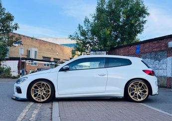 Volkswagen Scirocco 2.0 TSI BlueMotion Tech R DSG Euro 6 (s/s) 3dr