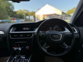 Audi A4 Avant 2.0 TDI SE Technik Multitronic Euro 5 (s/s) 5dr