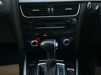 Audi A4 Avant 2.0 TDI SE Technik Multitronic Euro 5 (s/s) 5dr