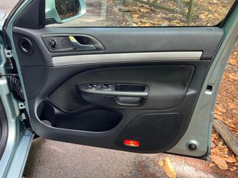 Skoda Octavia 1.9 TDI Elegance DSG Euro 4 5dr