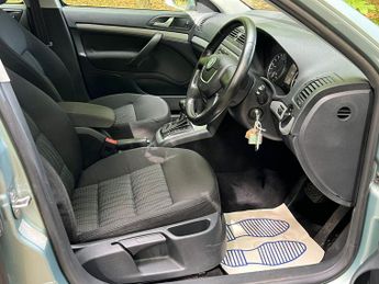 Skoda Octavia 1.9 TDI Elegance DSG Euro 4 5dr