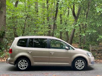 Volkswagen Touran 2.0 TDI BlueMotion Tech SE DSG Euro 5 (s/s) 5dr