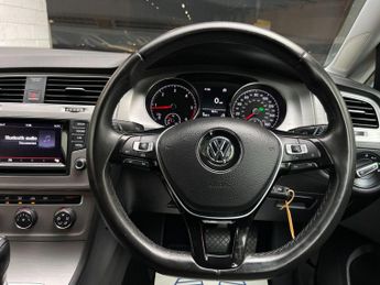 Volkswagen Golf 2.0 TDI BlueMotion Tech SE Hatchback 5dr Diesel DSG Euro 5 (s/s)