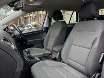 Volkswagen Golf 2.0 TDI BlueMotion Tech SE Hatchback 5dr Diesel DSG Euro 5 (s/s)