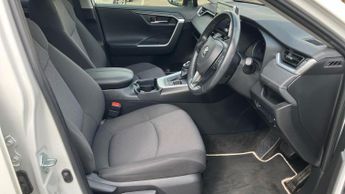 Toyota RAV4 2.5 VVT-h Design CVT Euro 6 (s/s) 5dr