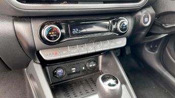 Hyundai Kona 1.6h-GDi Hybrid Premium 5dr Automatic