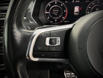 Volkswagen Tiguan R-LINE TDI BMT S-A