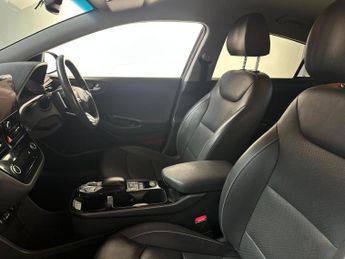 Hyundai IONIQ 38.3kWh Premium SE Auto 5dr