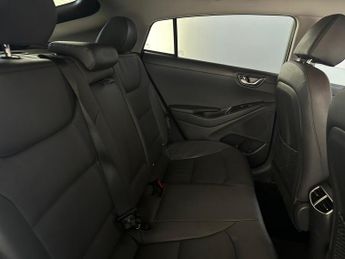 Hyundai IONIQ 38.3kWh Premium SE Auto 5dr
