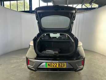Hyundai IONIQ 38.3kWh Premium SE Auto 5dr