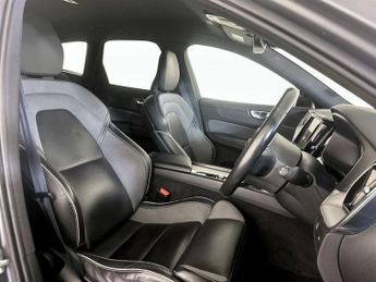 Volvo XC60 2.0 B5 MHEV R-Design Auto AWD Euro 6 (s/s) 5dr