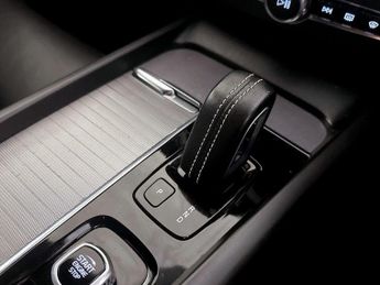 Volvo XC60 2.0 B5 MHEV R-Design Auto AWD Euro 6 (s/s) 5dr