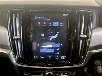 Volvo S90 2.0 T4 GPF Momentum Auto Euro 6 (s/s) 4dr