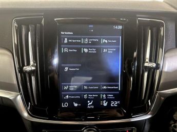 Volvo S90 2.0 T4 GPF Momentum Auto Euro 6 (s/s) 4dr