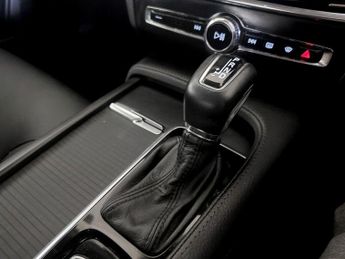 Volvo S90 2.0 T4 GPF Momentum Auto Euro 6 (s/s) 4dr