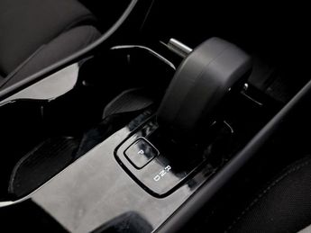Volvo XC40 Recharge 69kWh Core Auto 5dr