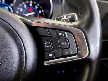 Jaguar XE 2.0i GPF R-Sport Auto Euro 6 (s/s) 4dr