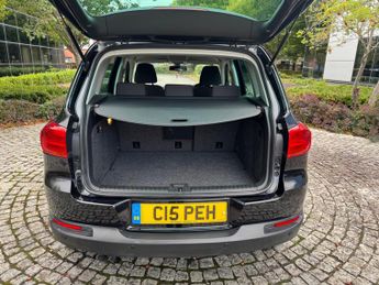 Volkswagen Tiguan 2.0 TDI BlueMotion Tech Match DSG 4WD Euro 5 (s/s) 5dr