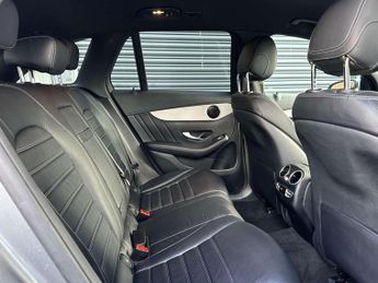 Mercedes-Benz GLC 2.0 GLC 220 D 4Matic AMG Line Auto 4WD 5dr