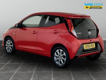 Toyota AYGO 1.0 VVT-i x-plore x-shift Euro 6 5dr